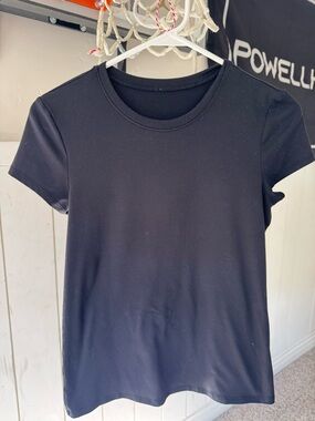 Alo Classic Black Crewneck Women's Tee